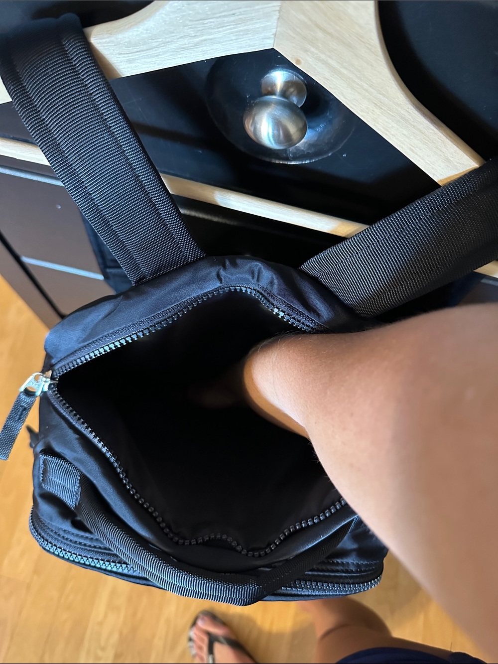 lululemon New Crew Backpack 22L - Picture 5 of 6
